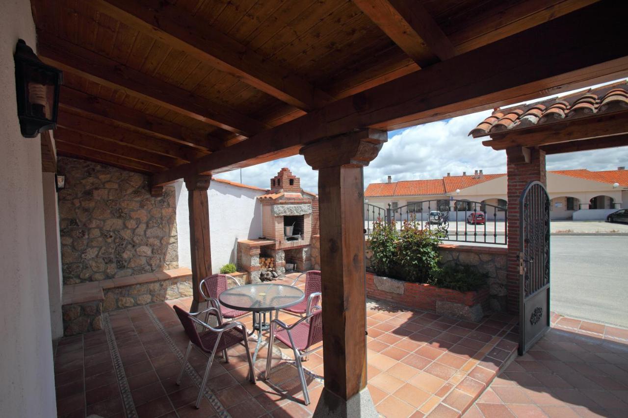 Casa Rural El Silo Muñana Екстериор снимка
